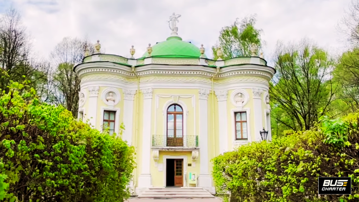 Аренда автобуса и микроавтобуса или минивэна с водителем из Москвы 2025