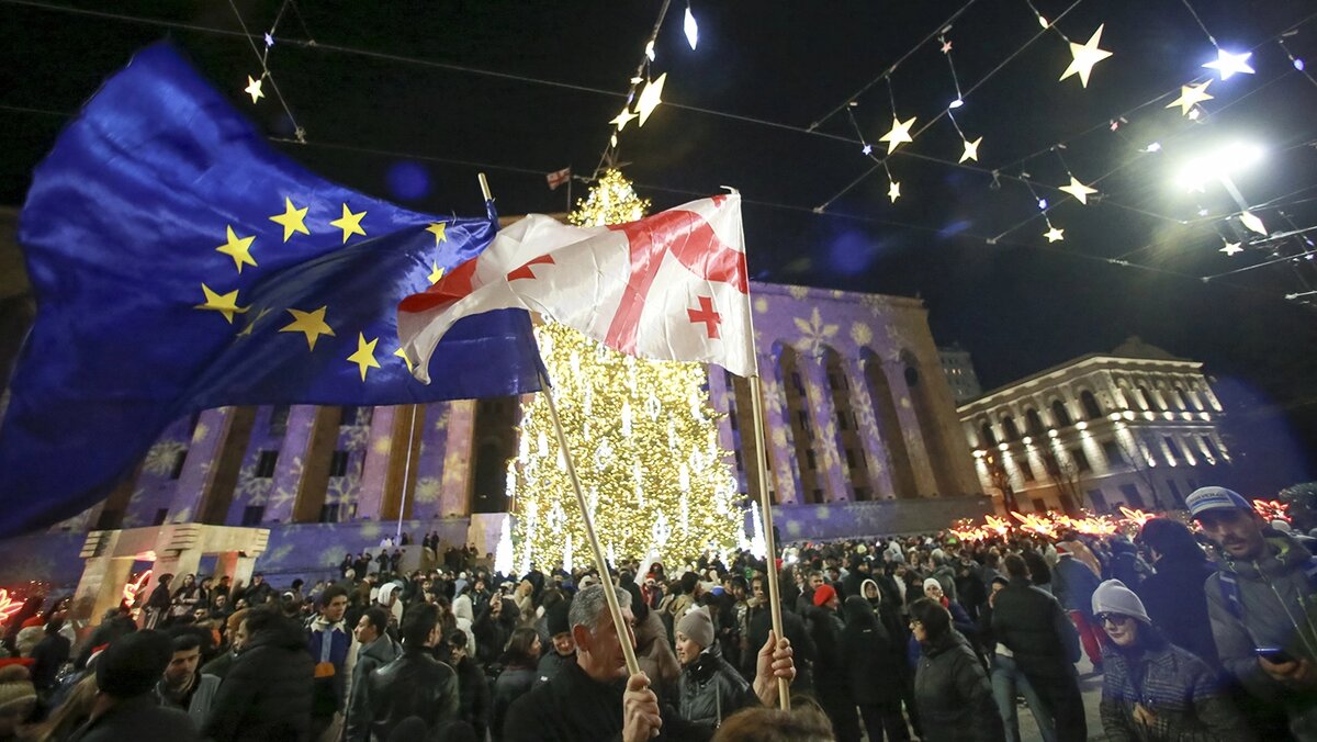   Zurab Tsertsvadze / AP