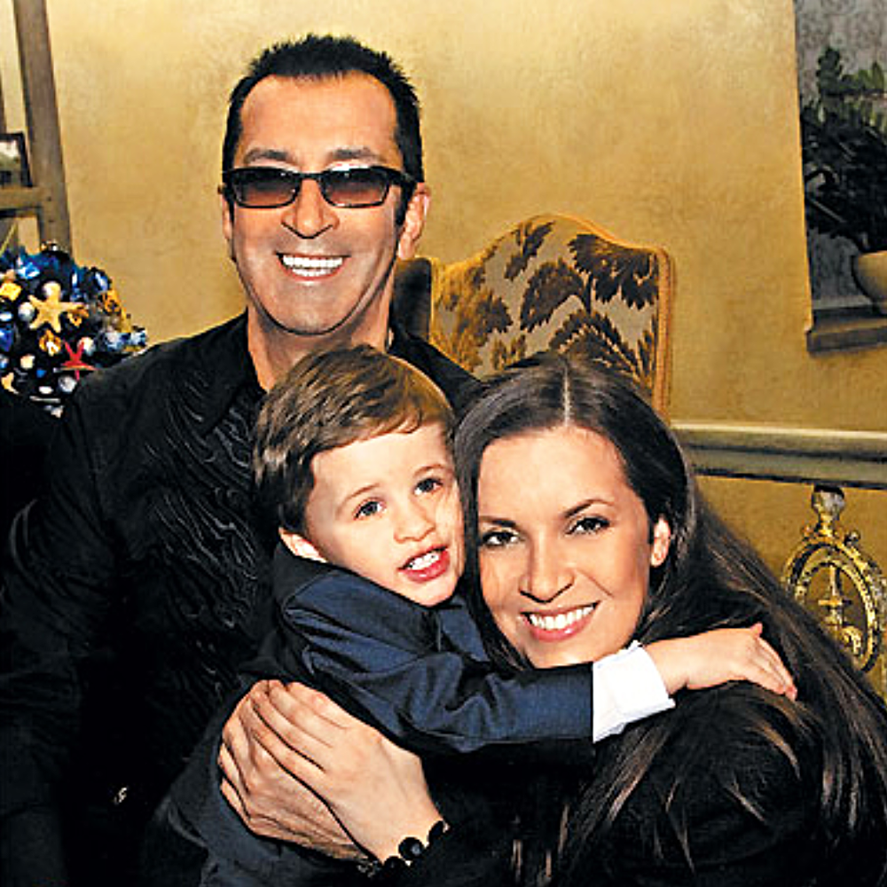 С дочкой Юлией и внуком