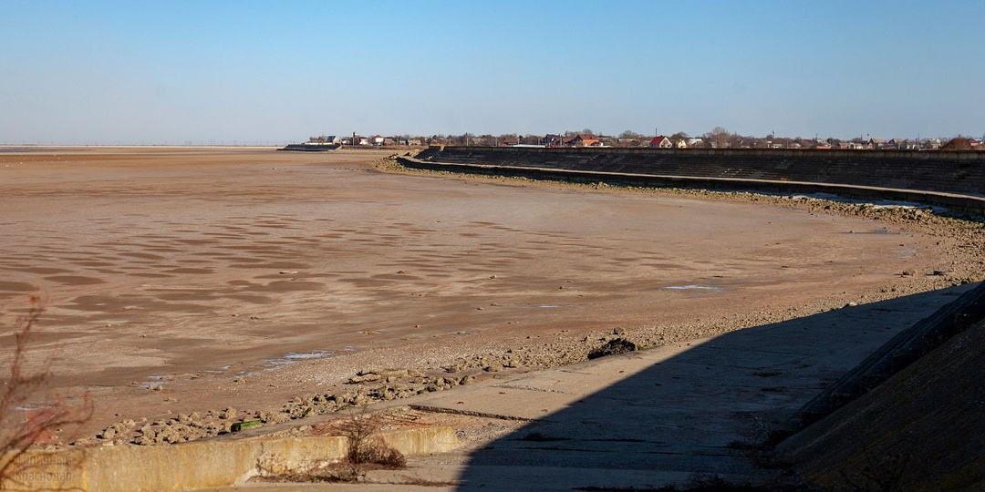 Необычное поведение воды в Азовском море – с чем оно связано
