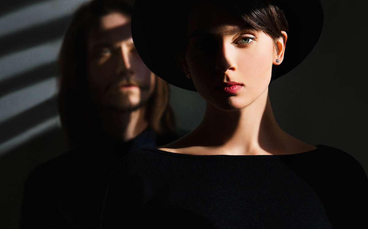 Анима и Анимус: как понять себя и других? Фото: v.ivash на freepik.com/free-photo/woman-moment-fun-studio-men_1057031.htm