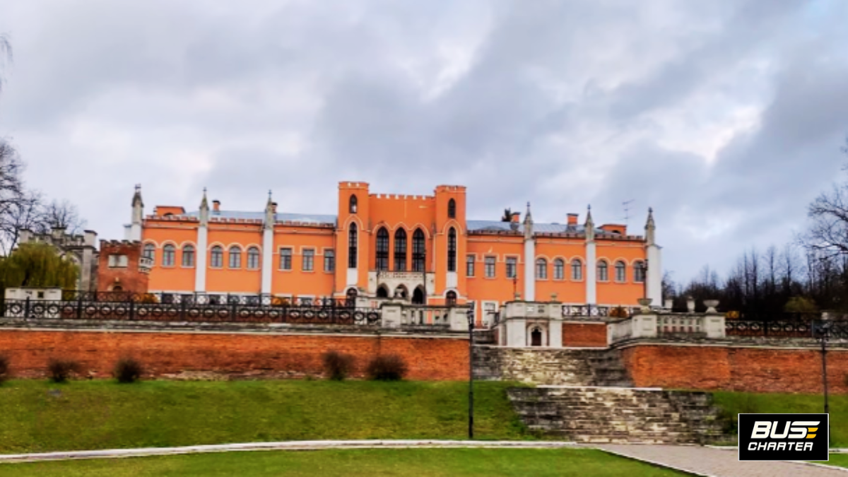 Куда поехать выходными, Путешествие на автобусе