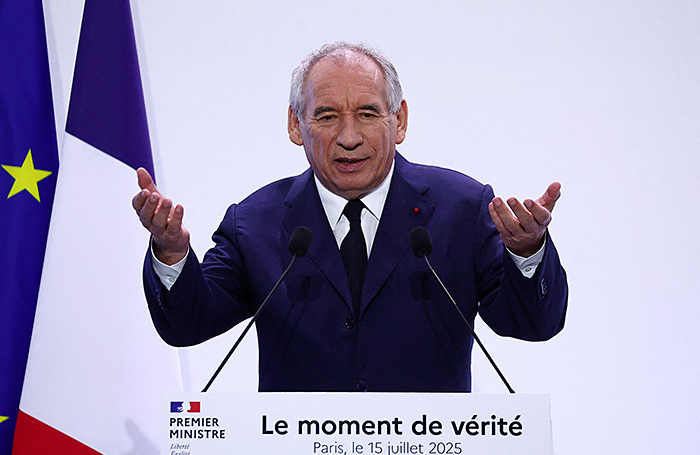    Франсуа Байру.REUTERS/Abdul Saboor