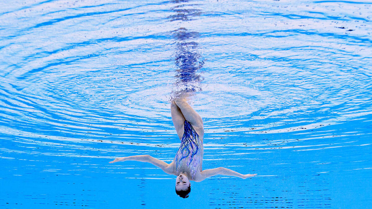 
Фото: 2025 Getty Images
Солисты и солистки разыграли первые награды турнира в синхронном плавании