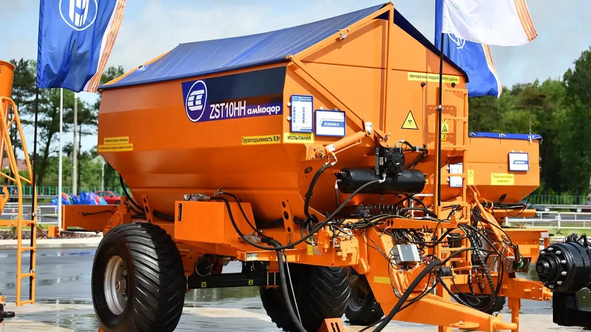 Фото: amkodor.by / АМКОДОР
Новый распределитель минеральных удобрений AMKODOR ZST10HH от АМКОДОР