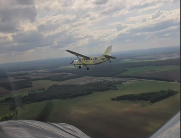 Полёт второго опытного образца самолёта ЛМС-901 "Байкал". Видео-кадр "Росавиация".