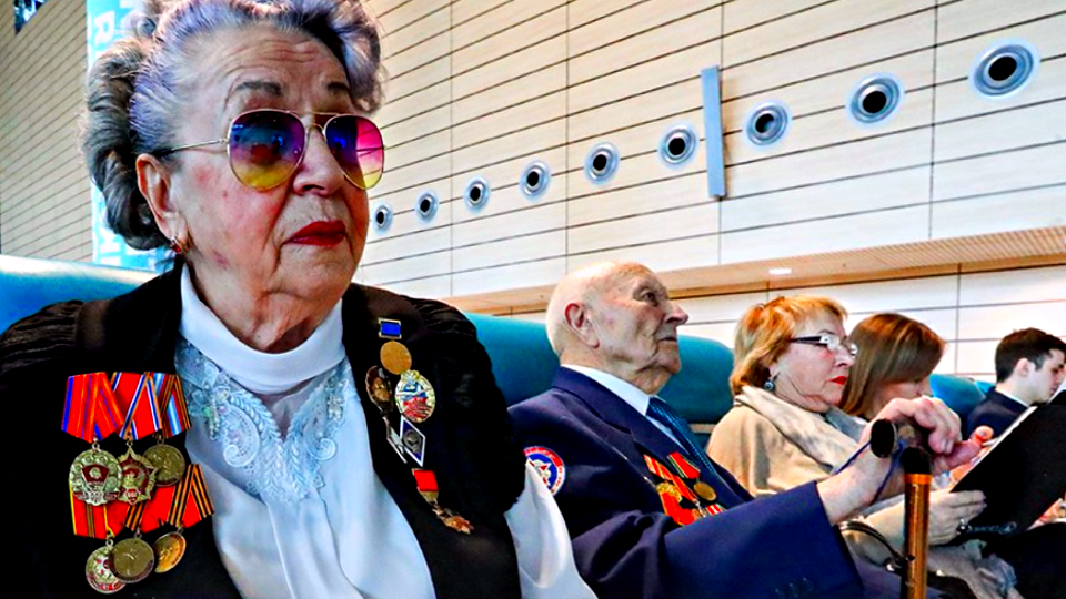 Чек‑лист для ветерана труда: выплаты, за которыми нужно обращаться, чтобы их не потерять 