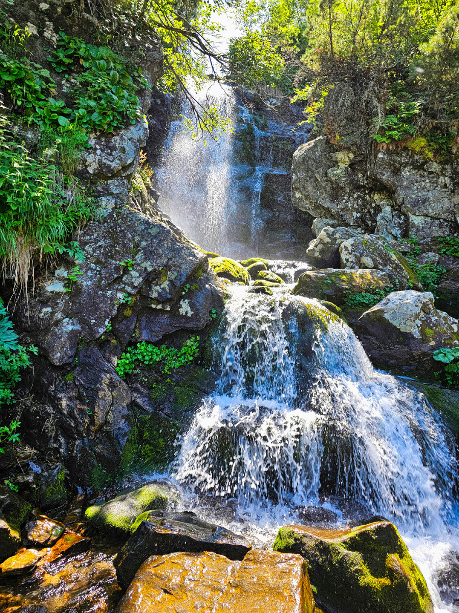 Большой Мамайский водопад