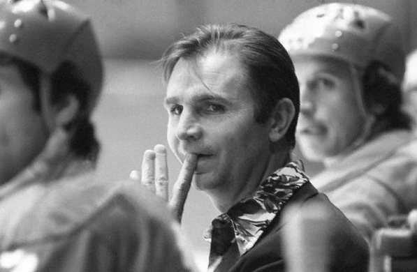 1977 год. "Руде Право". Главный тренер сборной СССР Виктор Тихонов