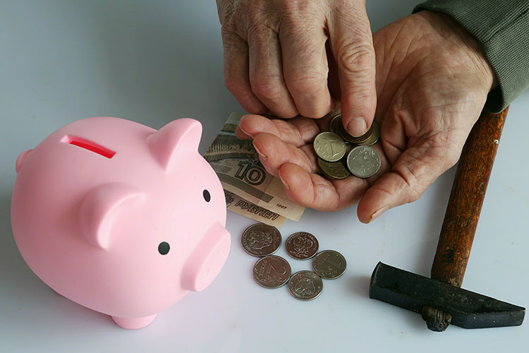    «Минфин вынужден латать бюджет всеми доступными способами, включая траты резервов».   
Фото: © Nikolay Gyngazov / Global Look Press / www.globallookpress.com