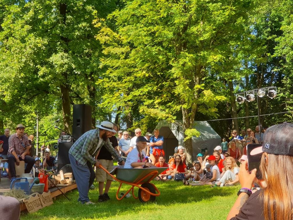 ПДТ, или Петровский деревенский театр, дер. Петровки