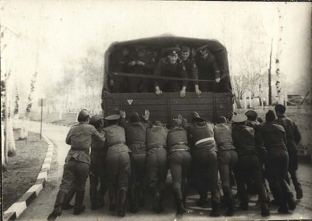 Славные дембельские традиции...