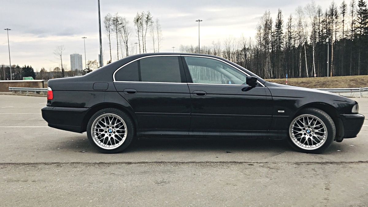 e39 на литых дисках