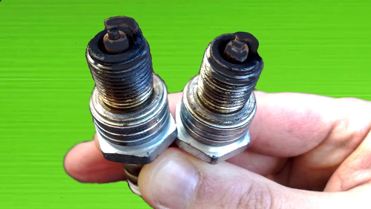 Черный нагар на свечах зажигания