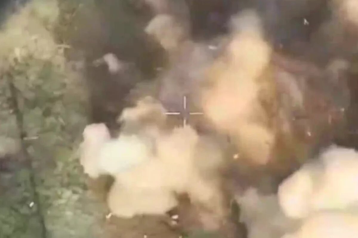    Не менее восьми ударов по Запорожью нанесла российская авиация, 457 подрывов совершили fpv-дроны «камикадзе».