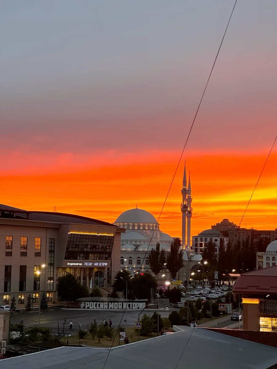 Закат в Махачкале