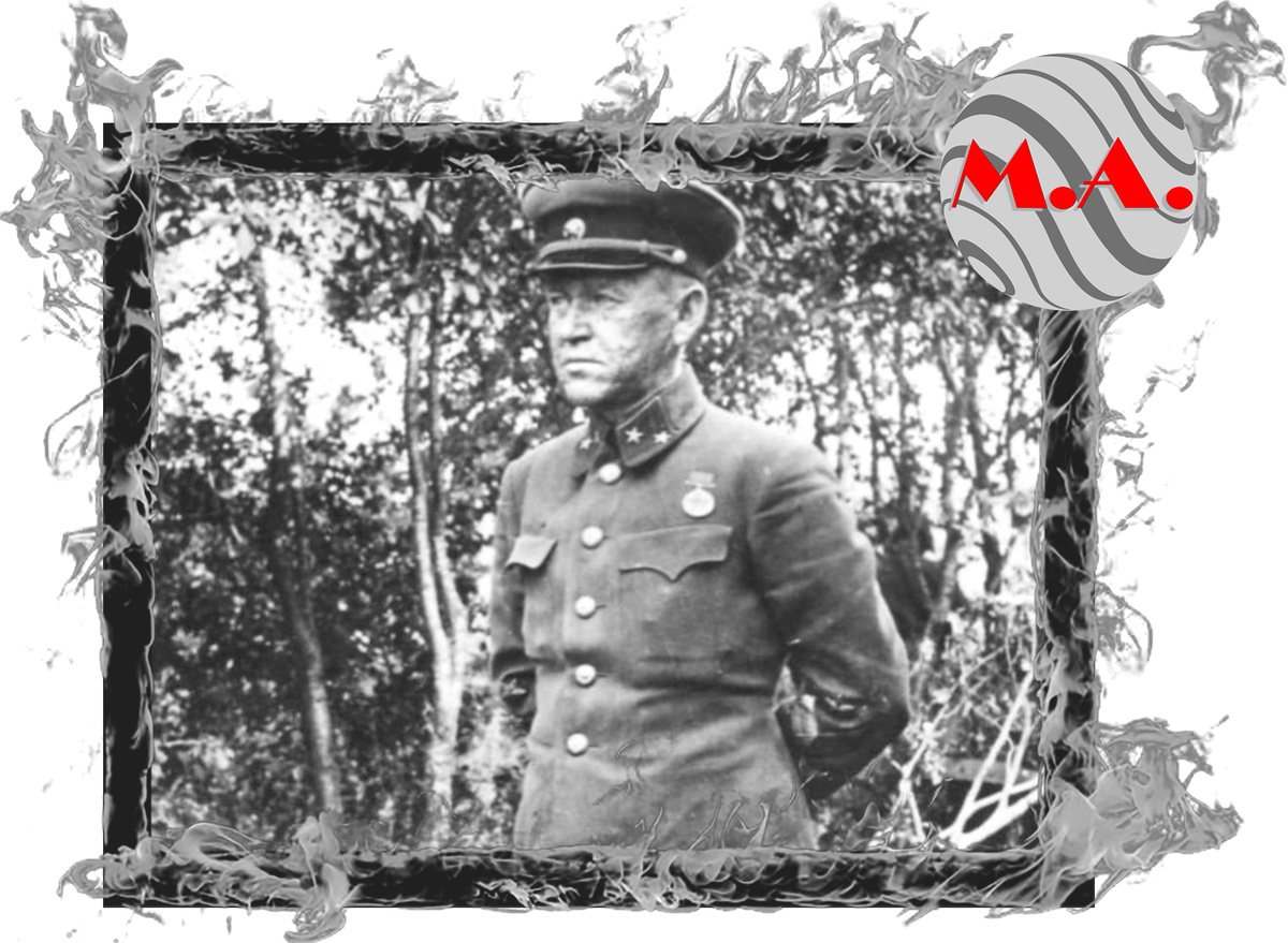 Георгий Николаевич Микушев (24 мая 1898 — 12 сентября 1941) — советский военачальник, командир дивизии в Великой Отечественной войне. Генерал-майор (1940).

В августе 1939 года назначен командиром 41-й стрелковой дивизии Киевского особого военного округа. Под его командованием дивизия в сентябре 1939 года участвовала в походе РККА в Западную Украину.

В одном из боёв под Козельцом генерал Микушев лично повёл бойцов в контратаку и был смертельно ранен.

Указом Президиума Верховного Совета СССР от 6 мая 1965 года за мужество и героизм в боях с немецко-фашистскими захватчиками был награждён орденом Отечественной войны I степени (посмертно).
