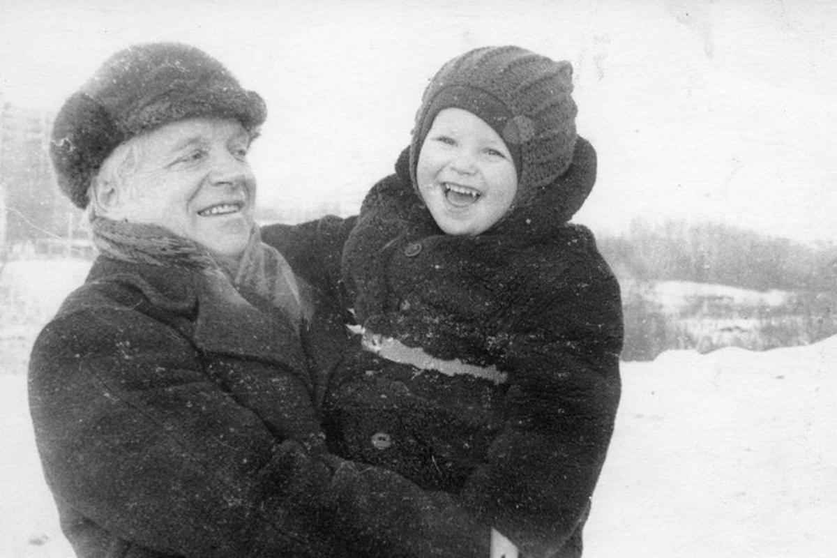 С сыном Святославом. Фото из открытых источников