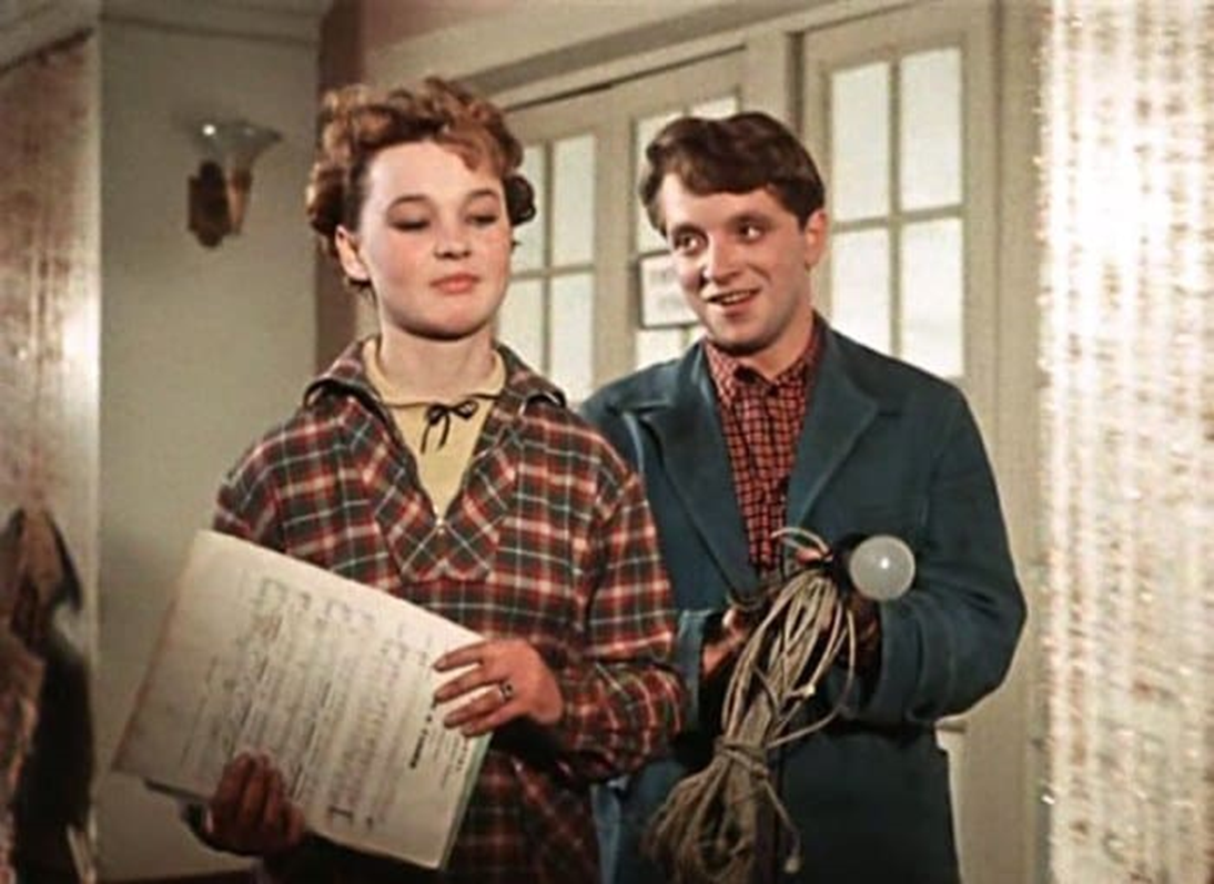 В фильме "Карнавальная ночь", 1956 год