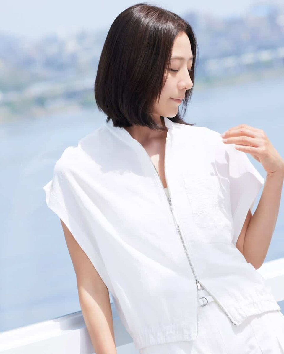     Фото: @heeae_official
📷    Фото: @steveshnoh
