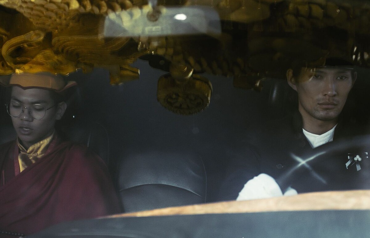 Кадр из фильма "Молчаливый водитель".