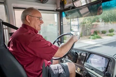 Все, отъездился, дедусь ... 