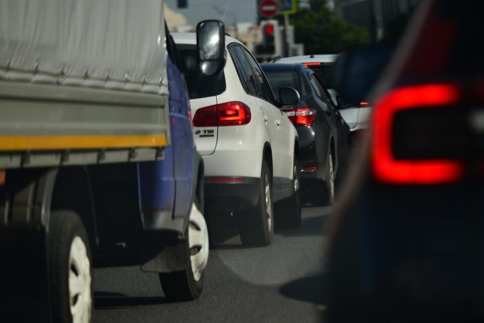    Пробка, автомобили. Источник: Леонид Павлюченко / Media4media