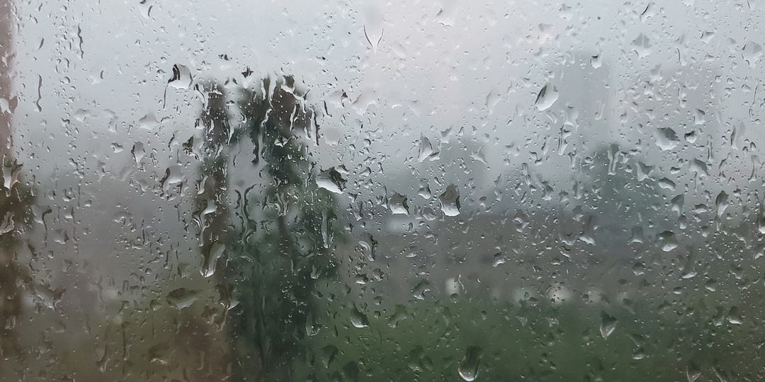 Грозовой старт недели сменится 30-градусной жарой: синоптики о погоде в Москве