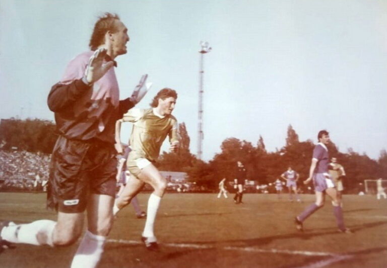    "Текстильщик" (Камышин) - "Динамо" (Киев). Фото опубликовано в группе "ВК «Камышин в чемпионатах СССР и России по футболу»