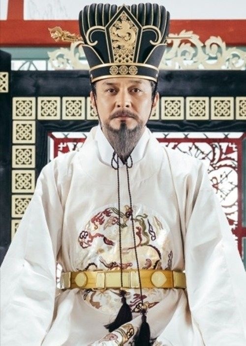 Король Тэджо (Ван Гон)