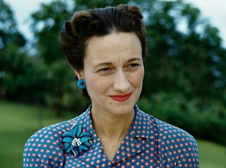 фото https://www.marieclaire.ru/moda/korolevskiy-razmah-samyie-roskoshnyie-ukrasheniya-uollis-simpson/