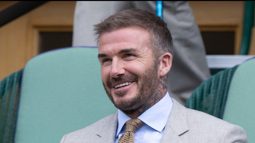    Фото: www.globallookpress.com/Stephen Lock; Instagram*/victoriabeckham