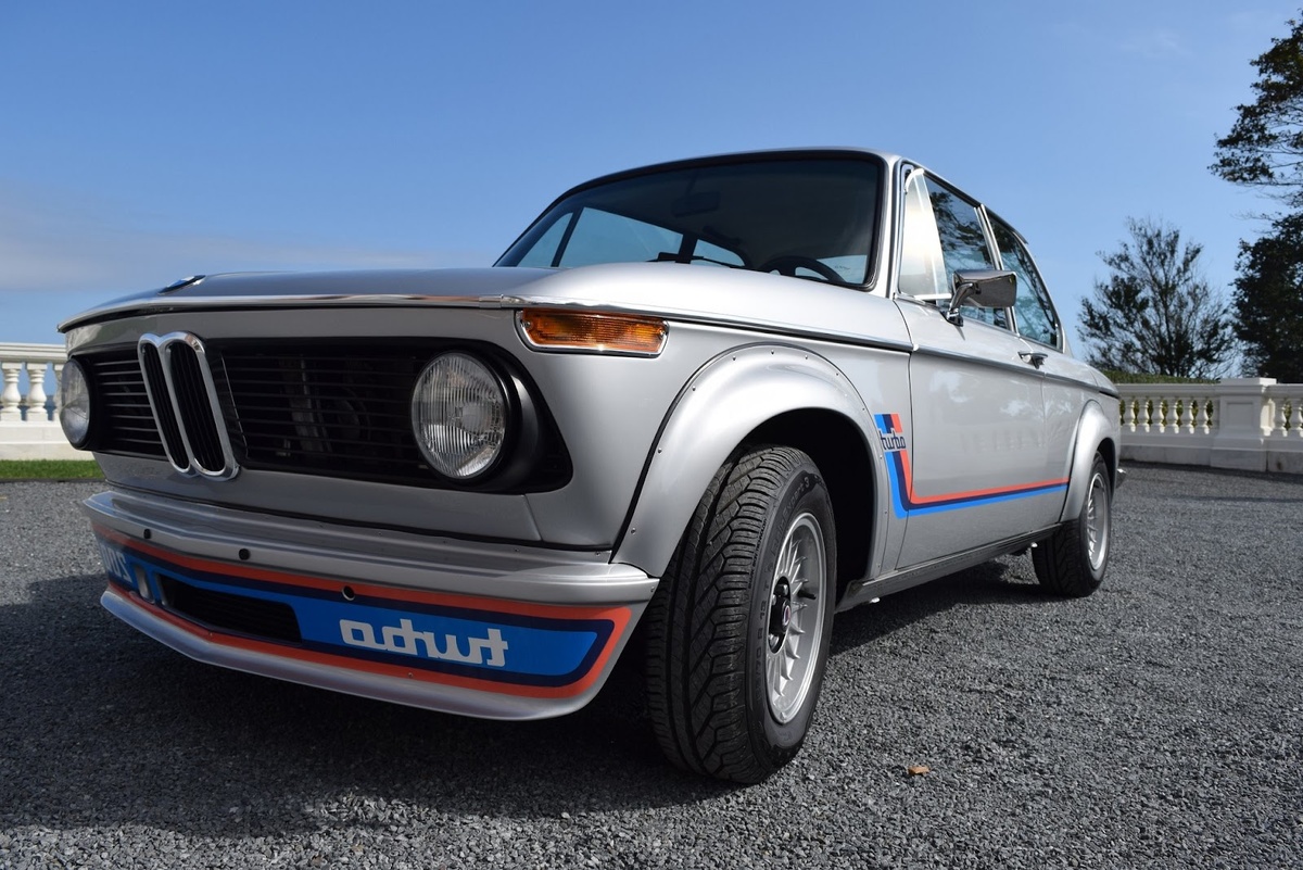 Предшественник «трешки» – BMW 2002 Turbo (1974)