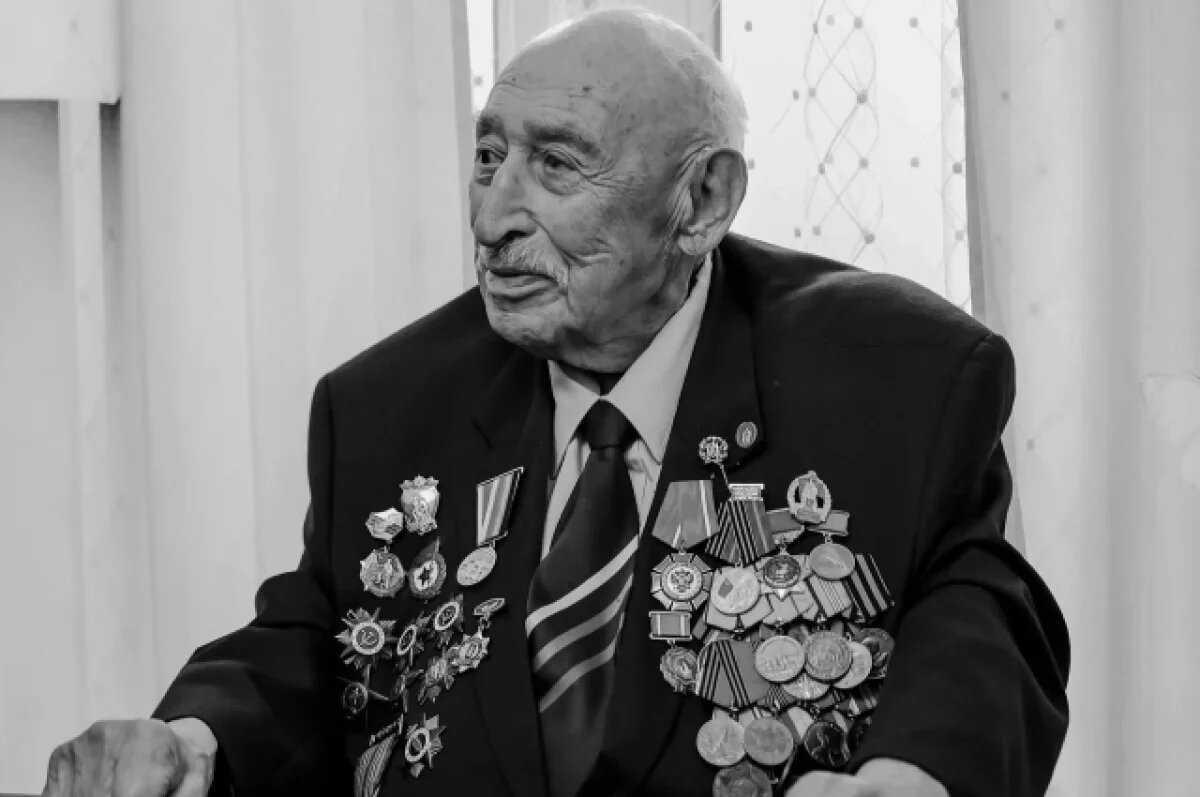    Почётный гражданин Петербурга Меркин скончался на 102 году жизни