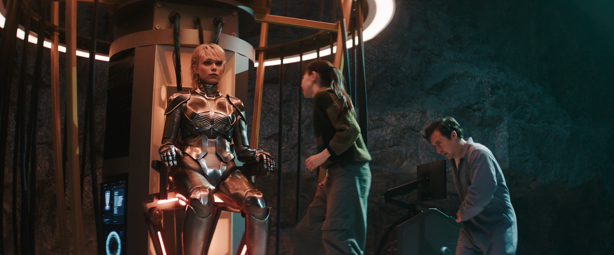 Кадр из фильма «М3ГАН 2.0»