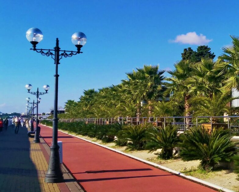 Адлер и его фонари