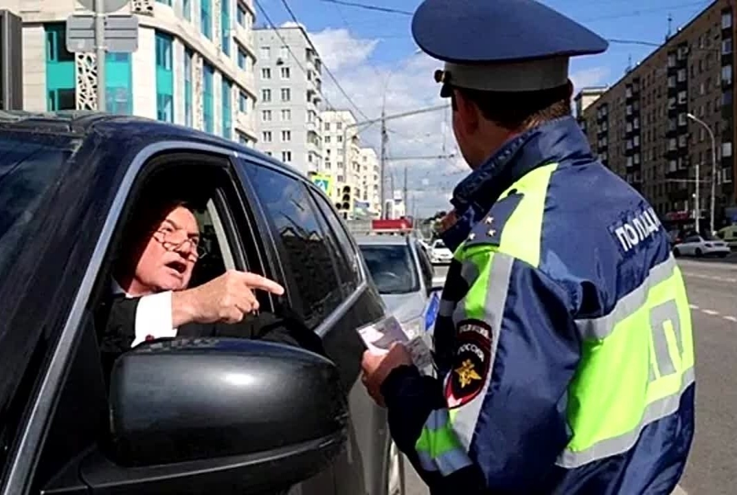 Фото заимствовано - https://imerica.ru/pro-gaishnikov-s-rulem