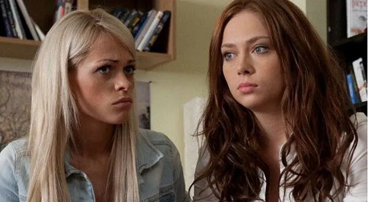 Настасья Самбурская и Анна Хилькевич