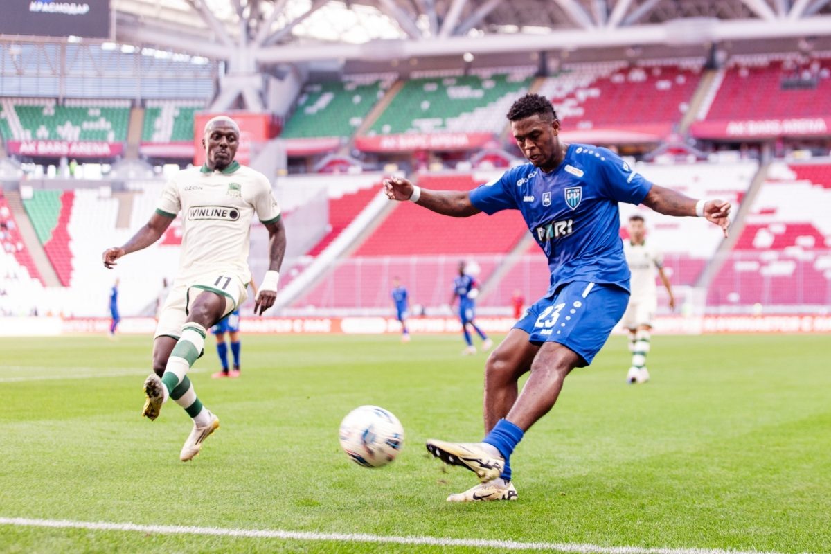    Казанский газон оказался несчастливым для \