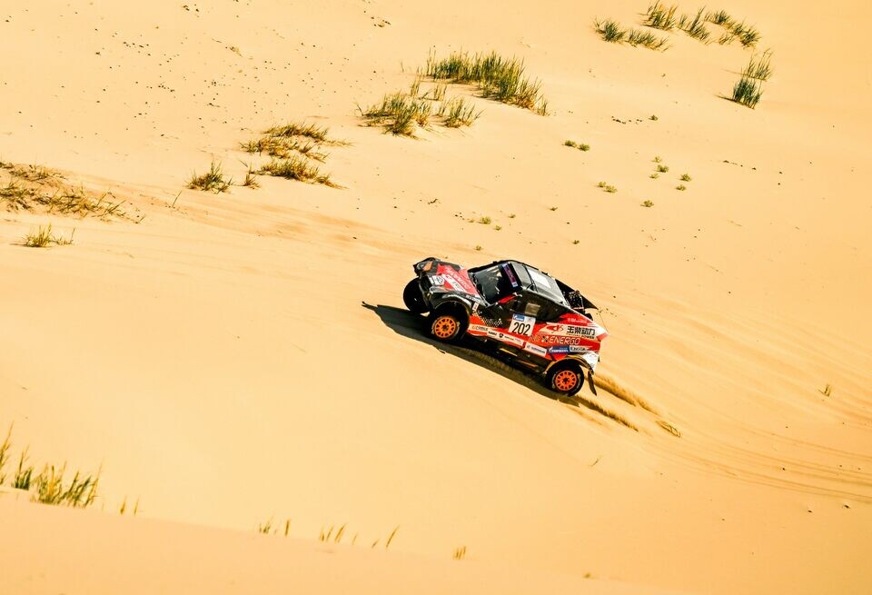    Андрей Рудской: В песках просто на ровном месте подсели, видимо сказывается усталостьПитерФото