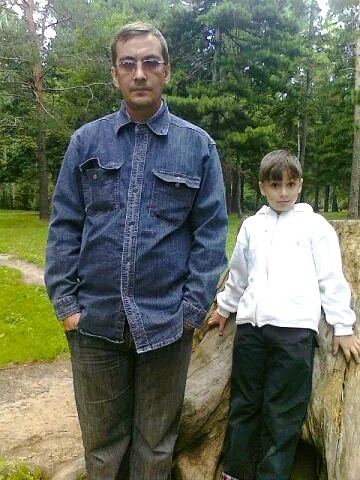 Отец и сын лет так надцать назад. Фото из архива автора

