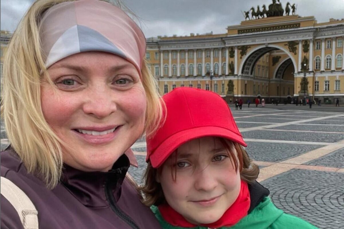    Светлана Пермякова с дочерью Варварой. соцсети