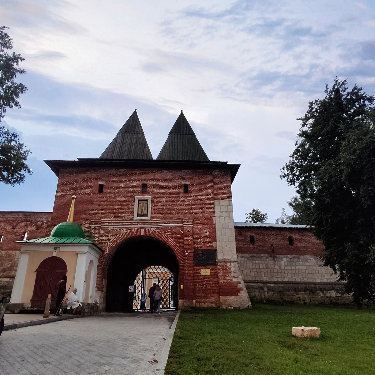 Ворота Зарайского кремля 
