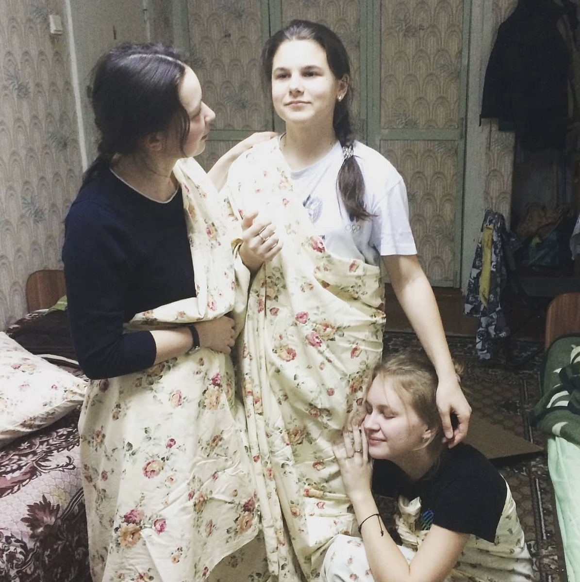 В общежитии 