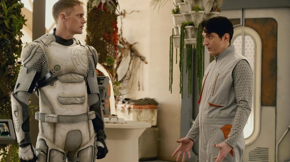 Кадр из этого хорошего сериала