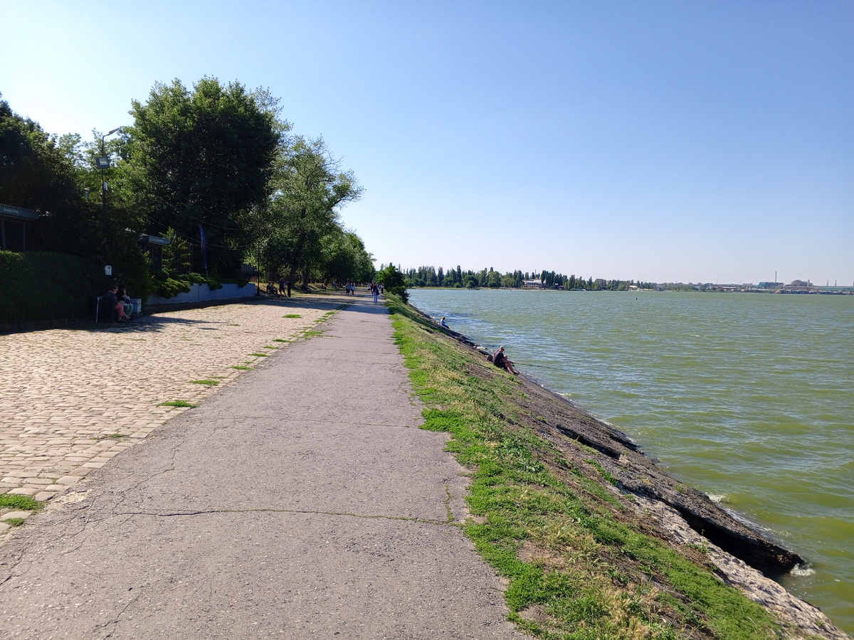 Набережная Таганрогского залива