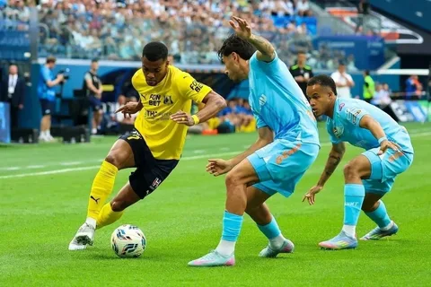 "Зенит"-"Ростов"-2:1   И картинок Яндекса