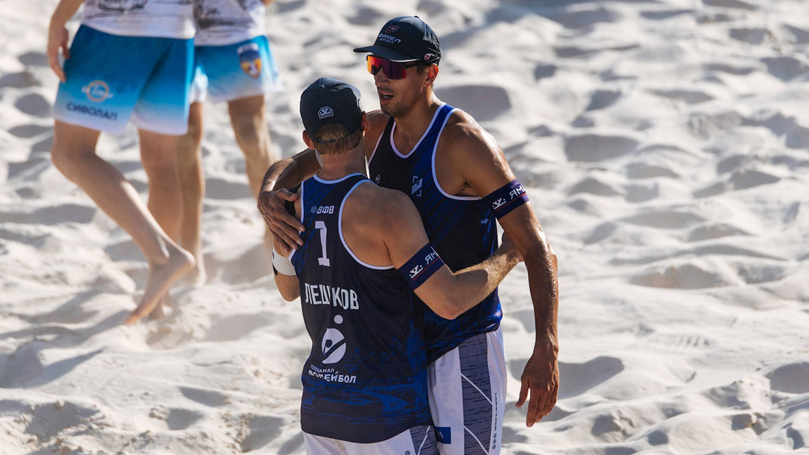    Илья Лешуков и Олег Стояновский.Всероссийская федерация волейбола