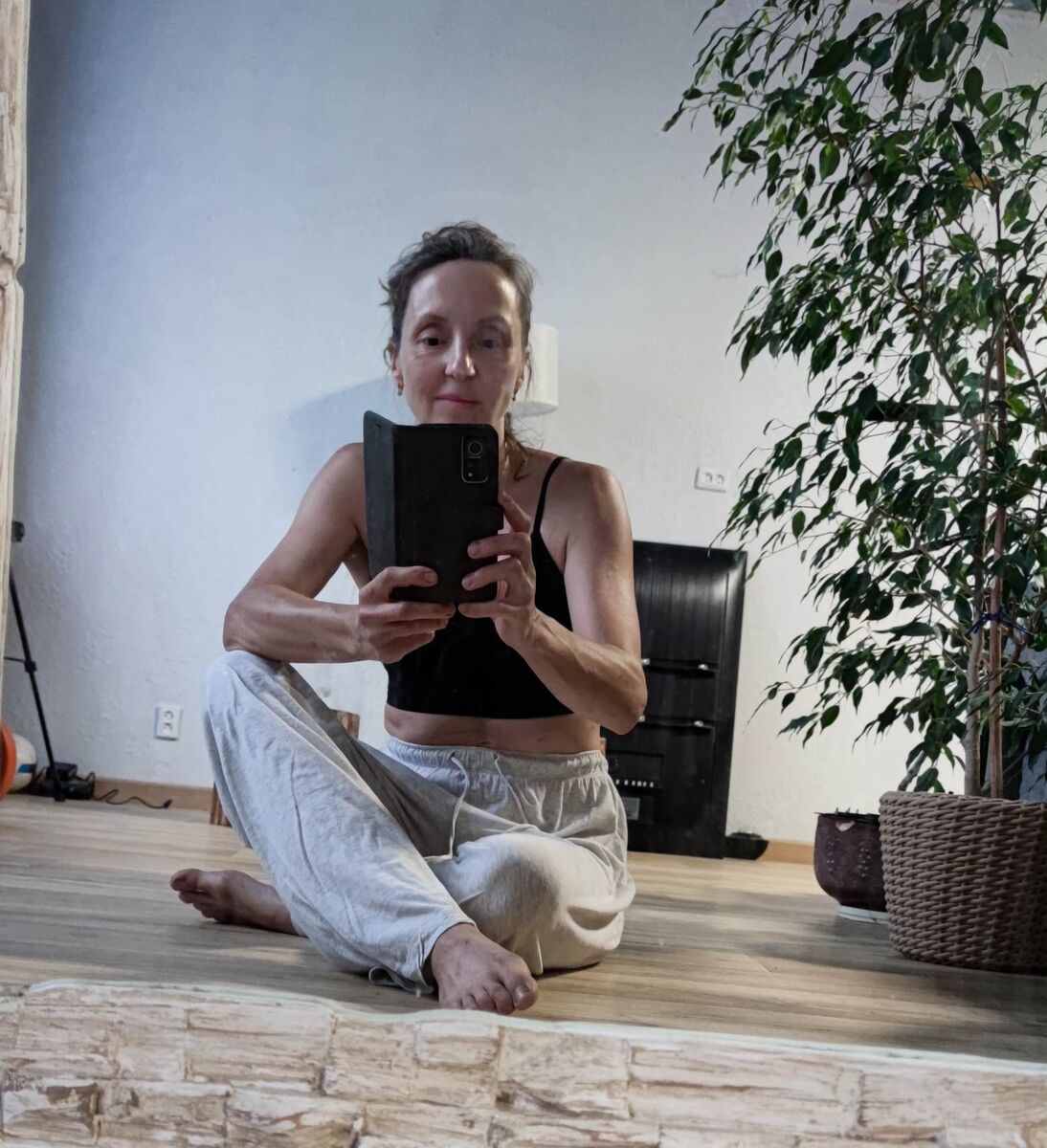 Привет! Я Ксюша, мама пятерых. Долгое время занималась тхэквондо, недавно закончила обучение на фитнес-тренера. Здесь рассказываю о своей жизни как она есть. Всем рада, присоединяйтесь!