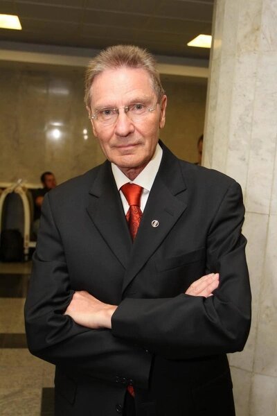 Давид Тухманов

